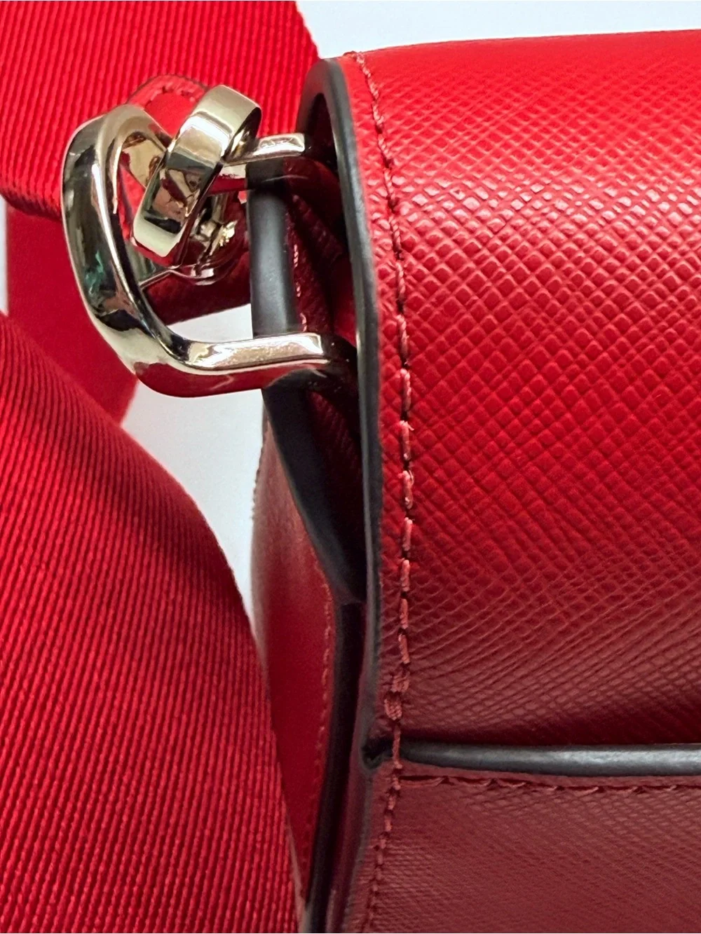 Kate Spade New York Madison Saffiano leather Crossbody with Gold Hardware
